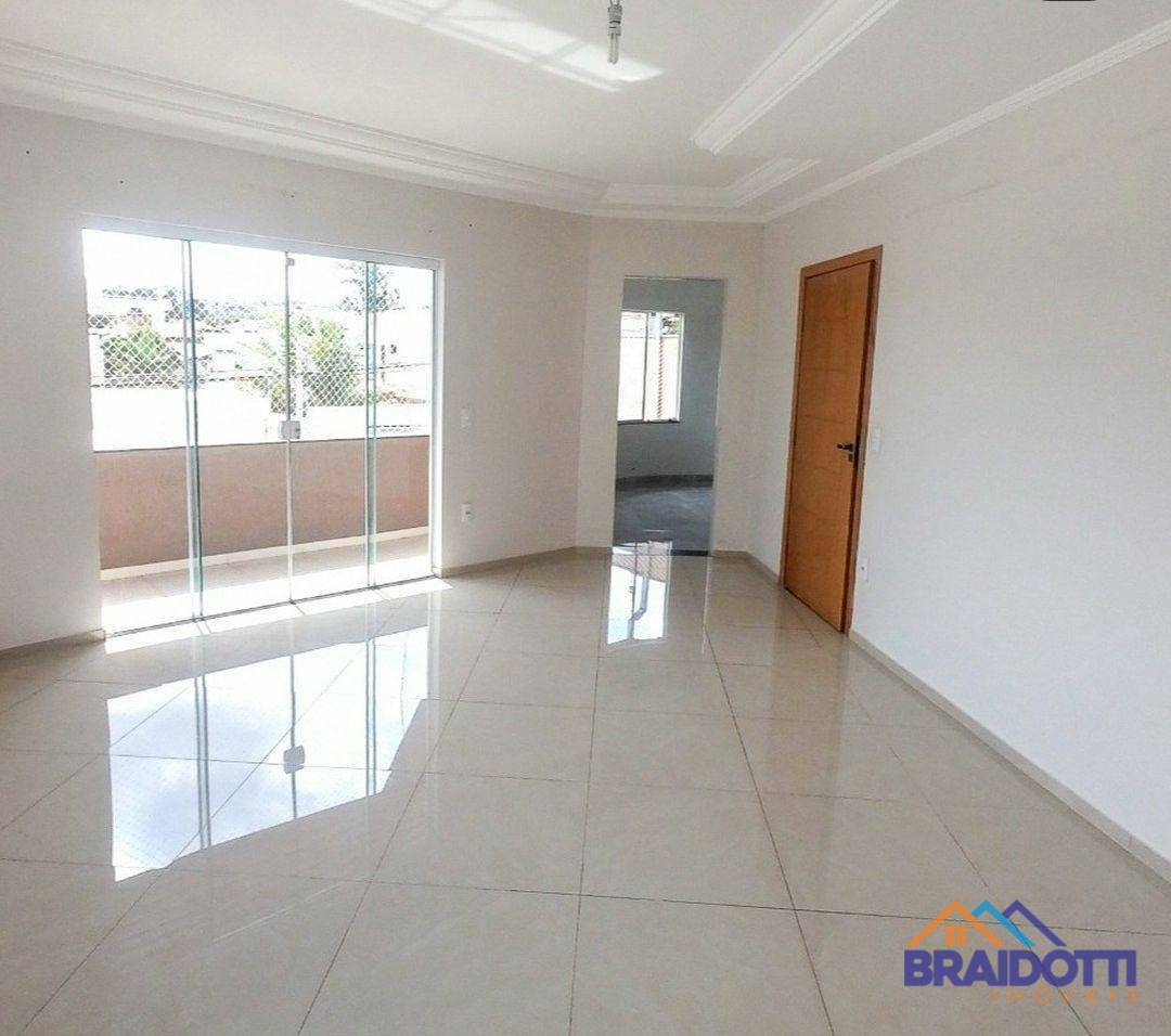 Casa à venda com 3 quartos, 250m² - Foto 6