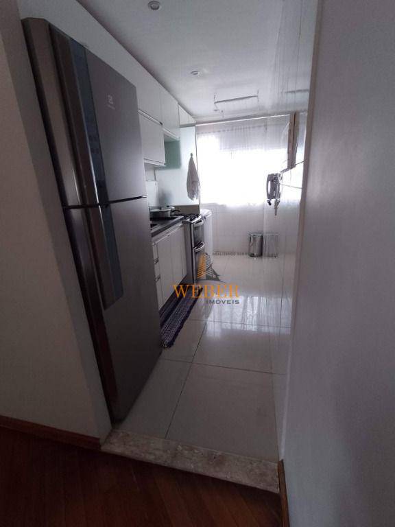 Apartamento à venda com 2 quartos, 47m² - Foto 3