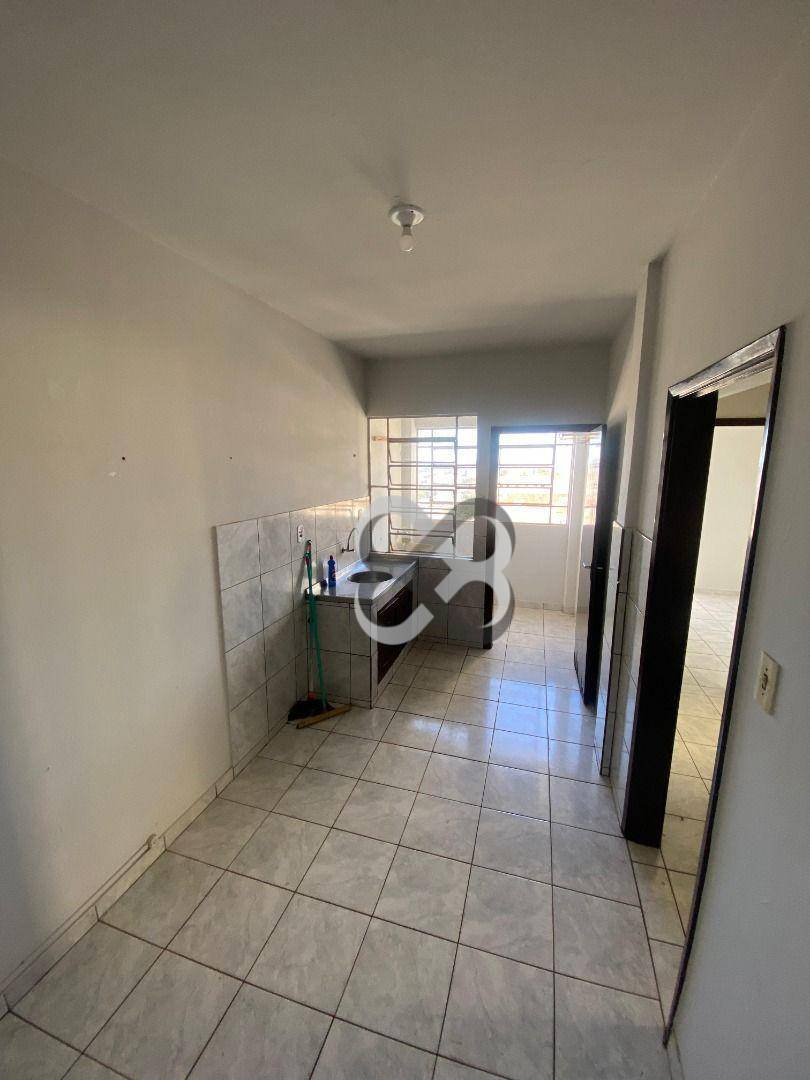 Apartamento à venda com 2 quartos, 69m² - Foto 5