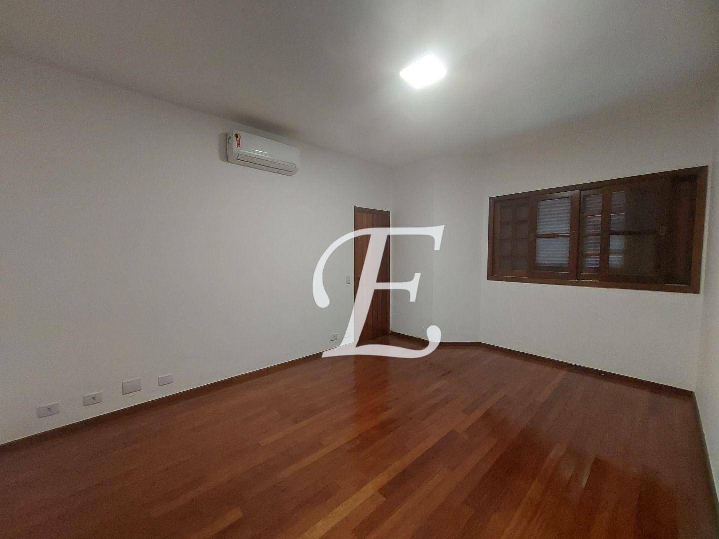 Casa de Condomínio para alugar com 4 quartos, 448m² - Foto 9