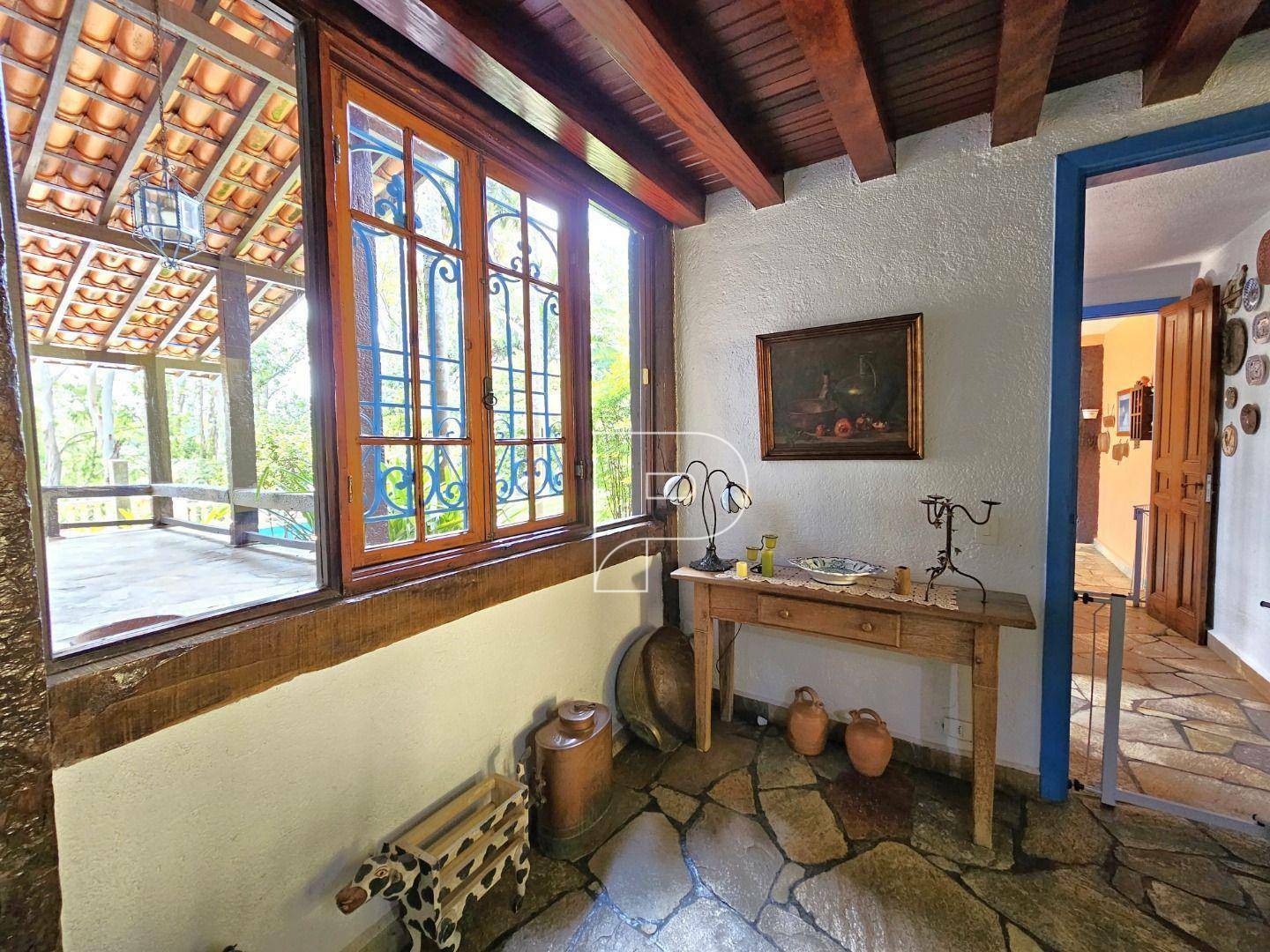 Casa de Condomínio à venda com 3 quartos, 350m² - Foto 9