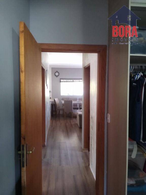 Casa à venda com 3 quartos, 200m² - Foto 32