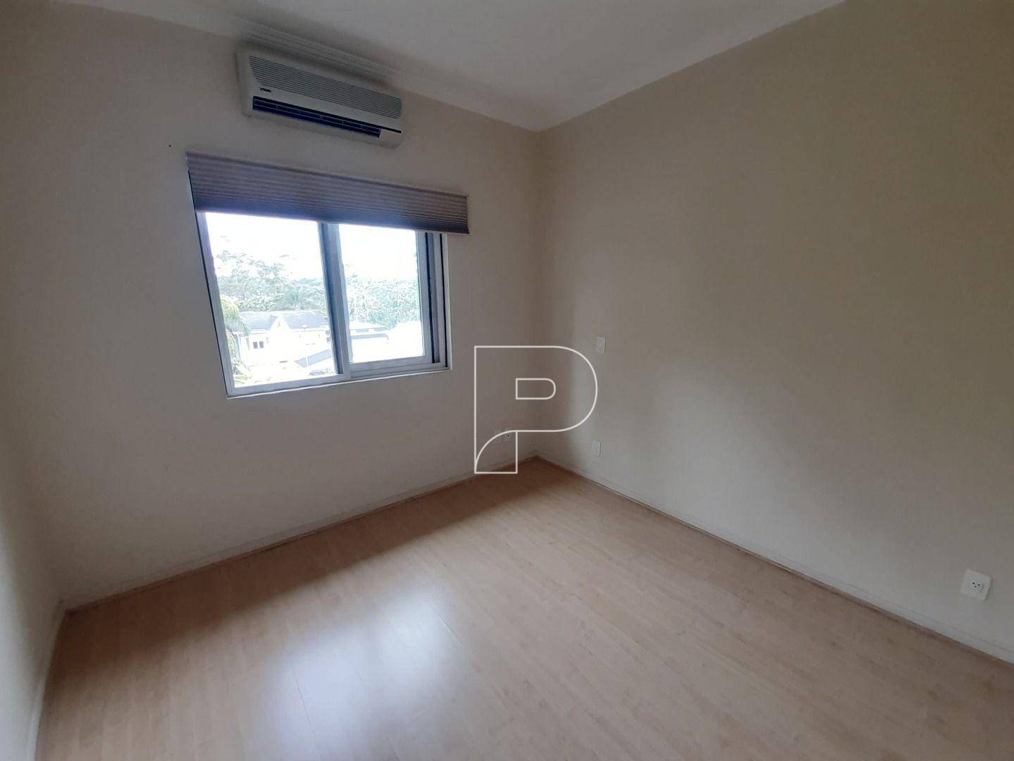 Casa de Condomínio para alugar com 4 quartos, 250m² - Foto 17