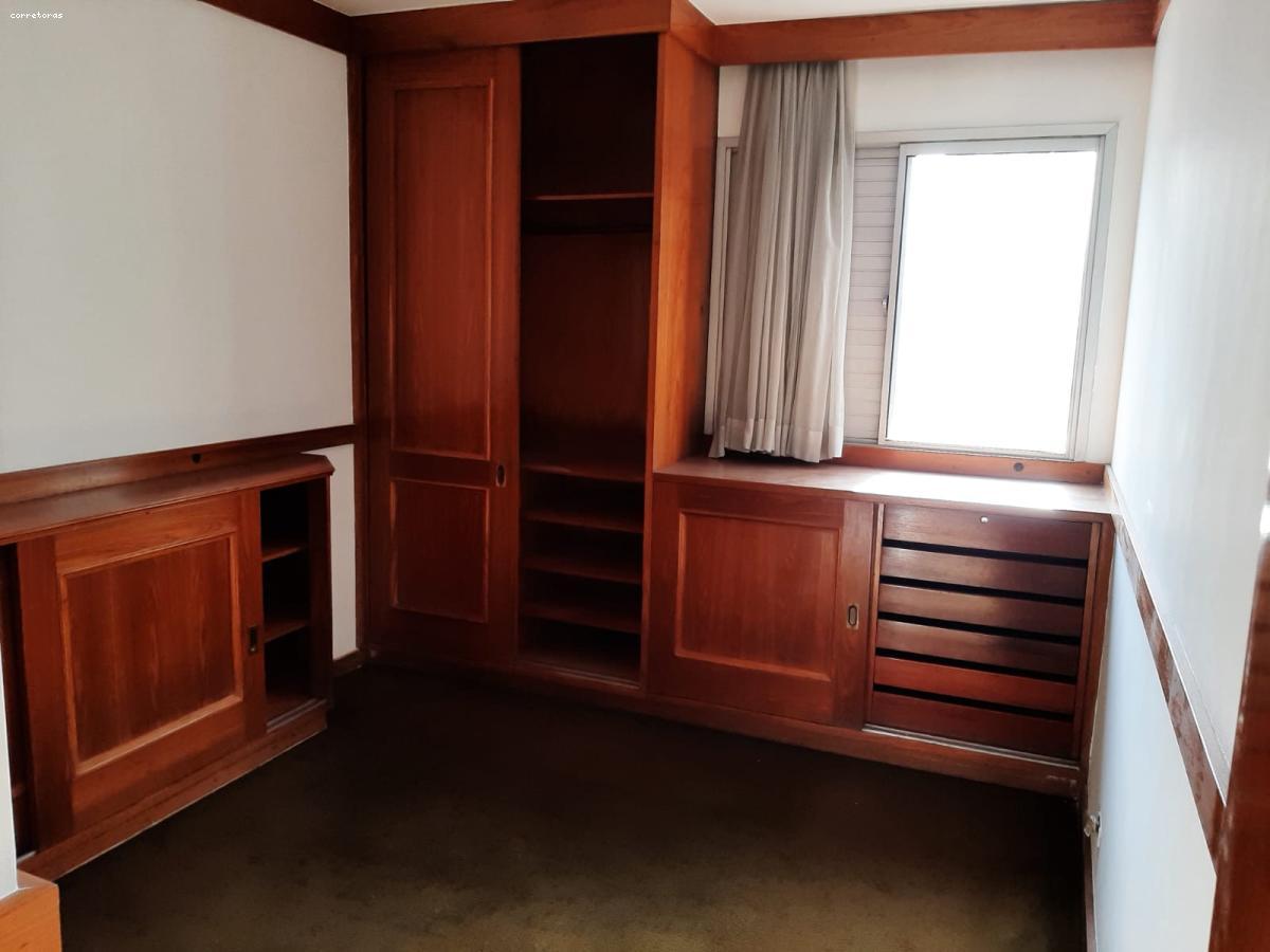 Apartamento para alugar com 3 quartos, 79m² - Foto 10