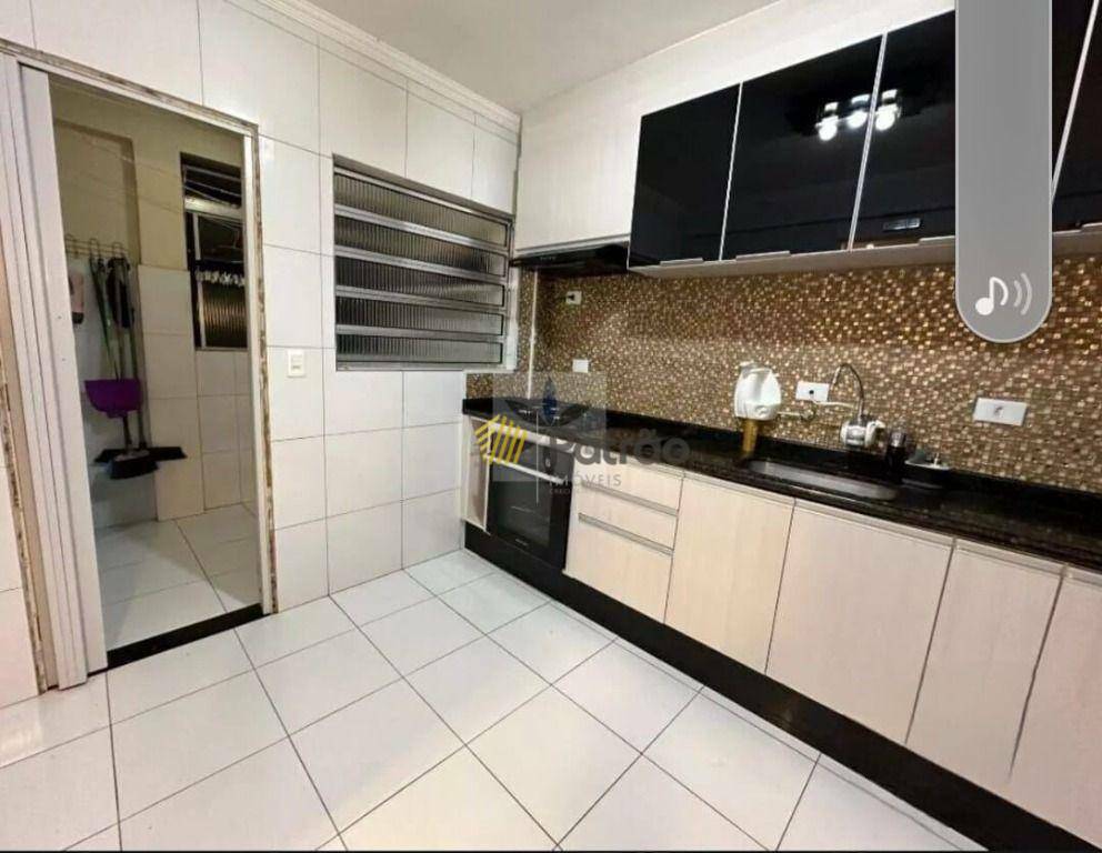 Apartamento à venda com 3 quartos, 86m² - Foto 11