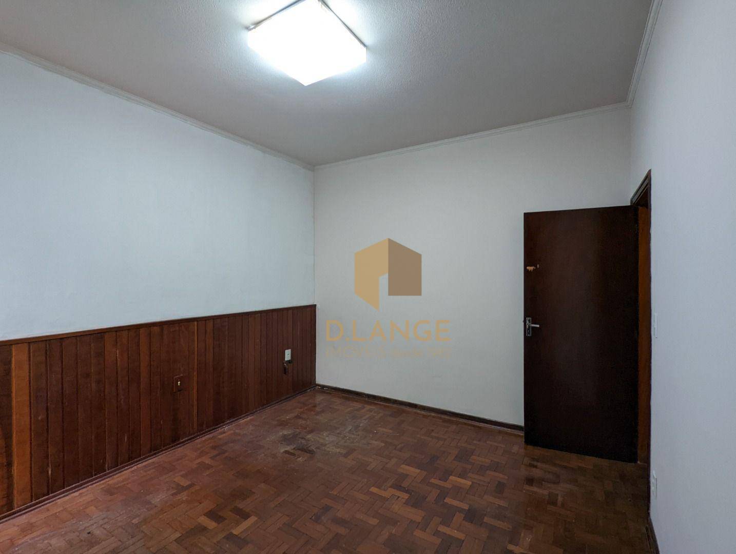 Casa para alugar com 3 quartos, 200m² - Foto 9