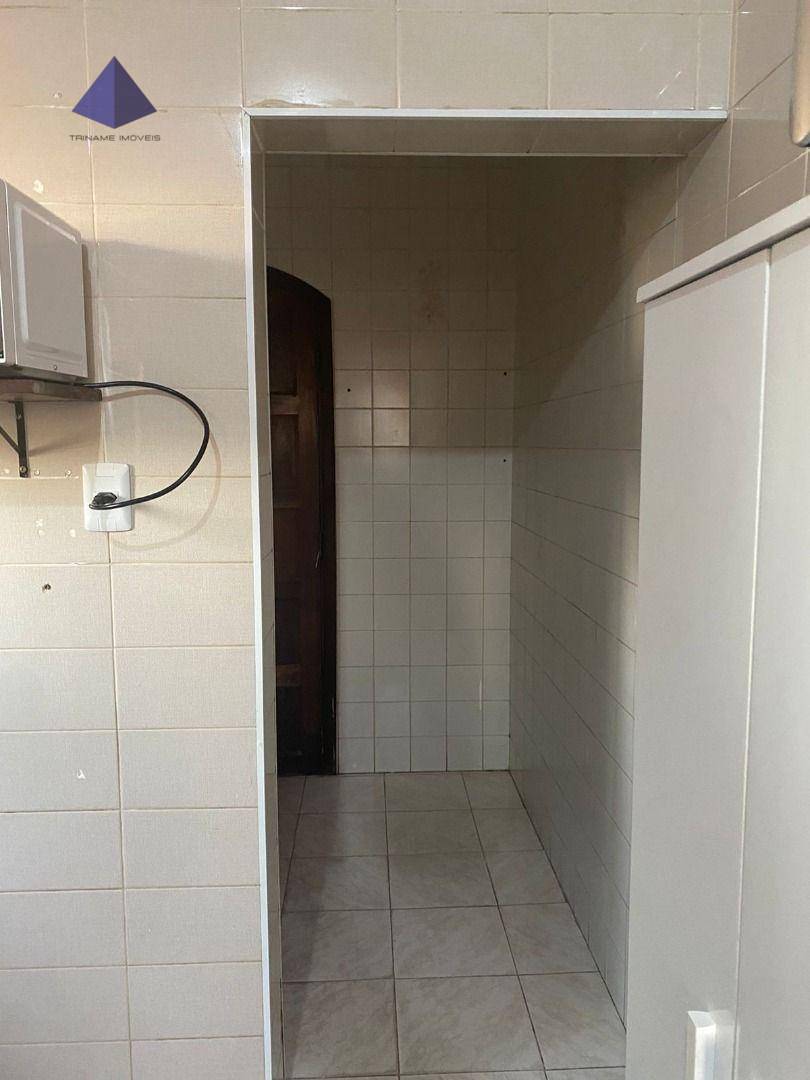 Casa à venda com 3 quartos, 300M2 - Foto 10