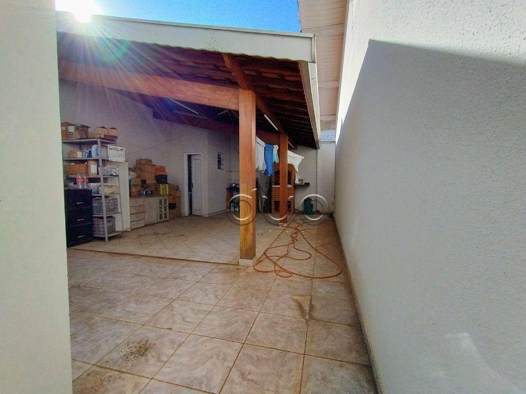 Casa à venda com 3 quartos, 189m² - Foto 20