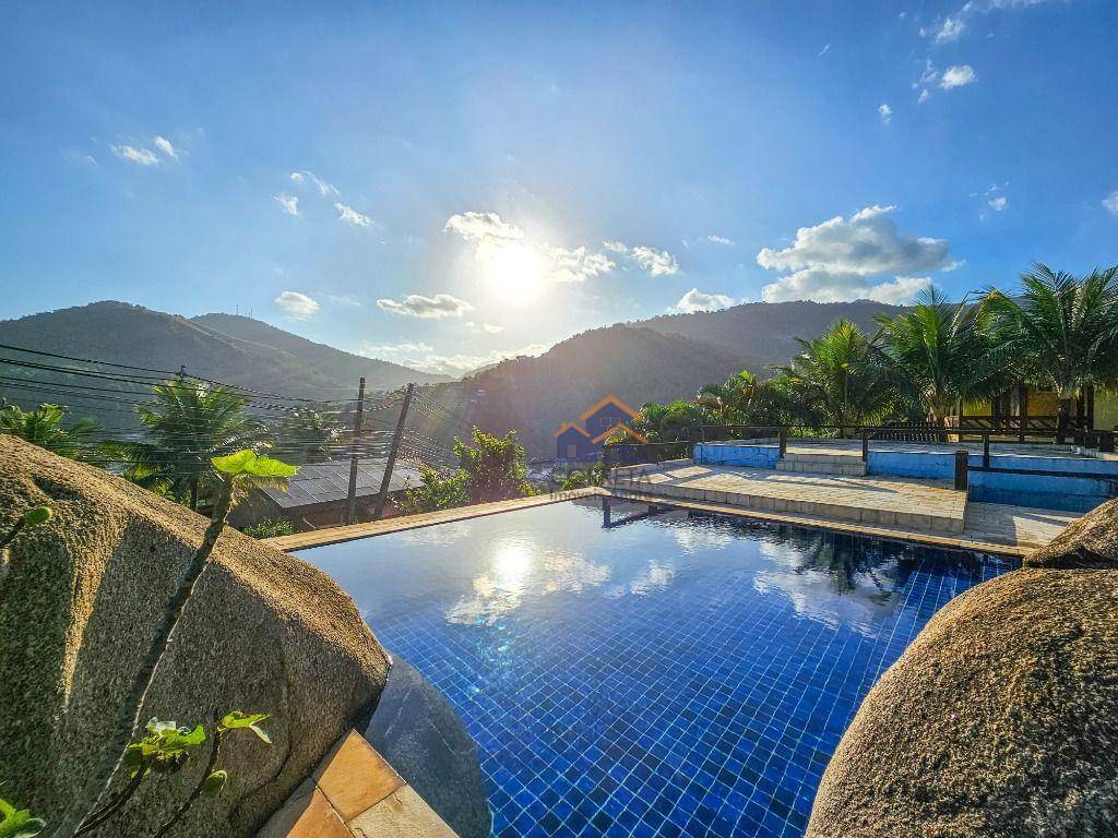 Casa de Condomínio à venda com 8 quartos, 600m² - Foto 55