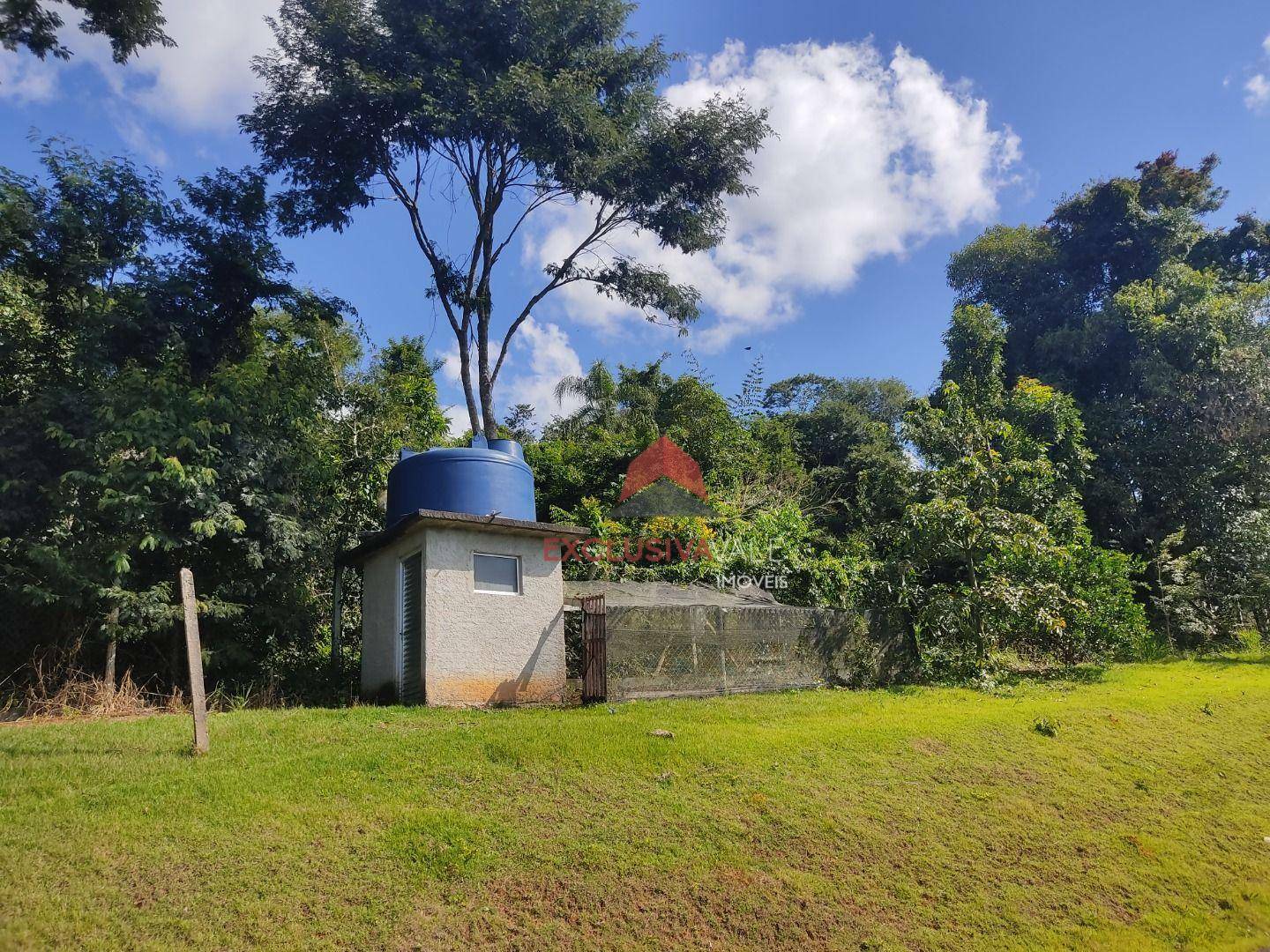 Chácara à venda com 6 quartos, 350m² - Foto 17