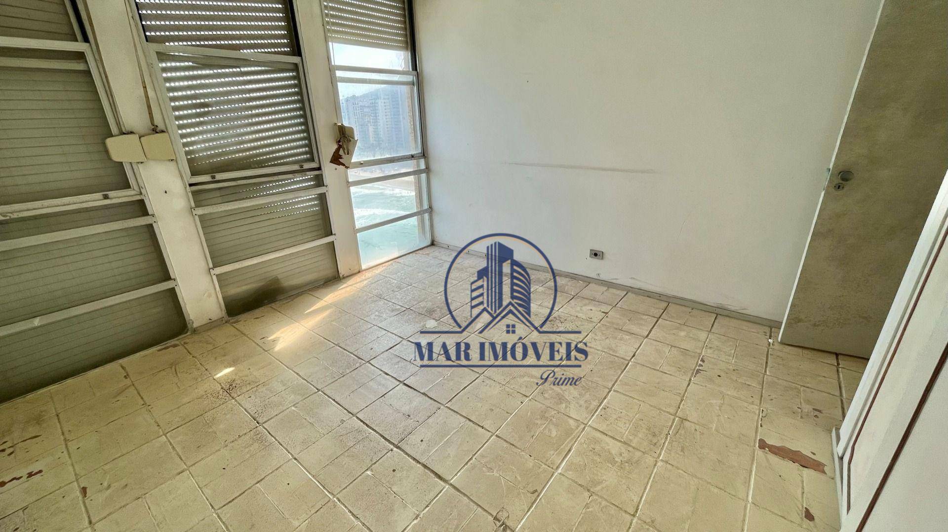 Apartamento à venda com 3 quartos, 150m² - Foto 4