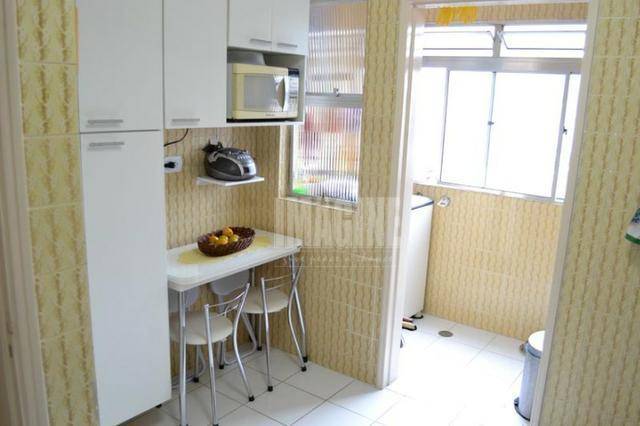 Apartamento à venda com 2 quartos, 67m² - Foto 11