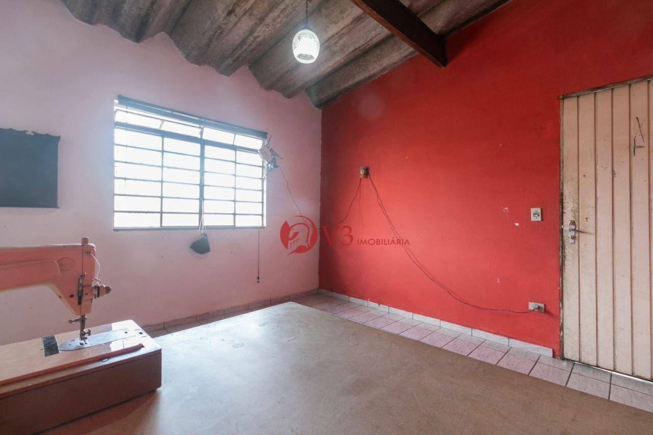 Casa à venda com 4 quartos, 138m² - Foto 7