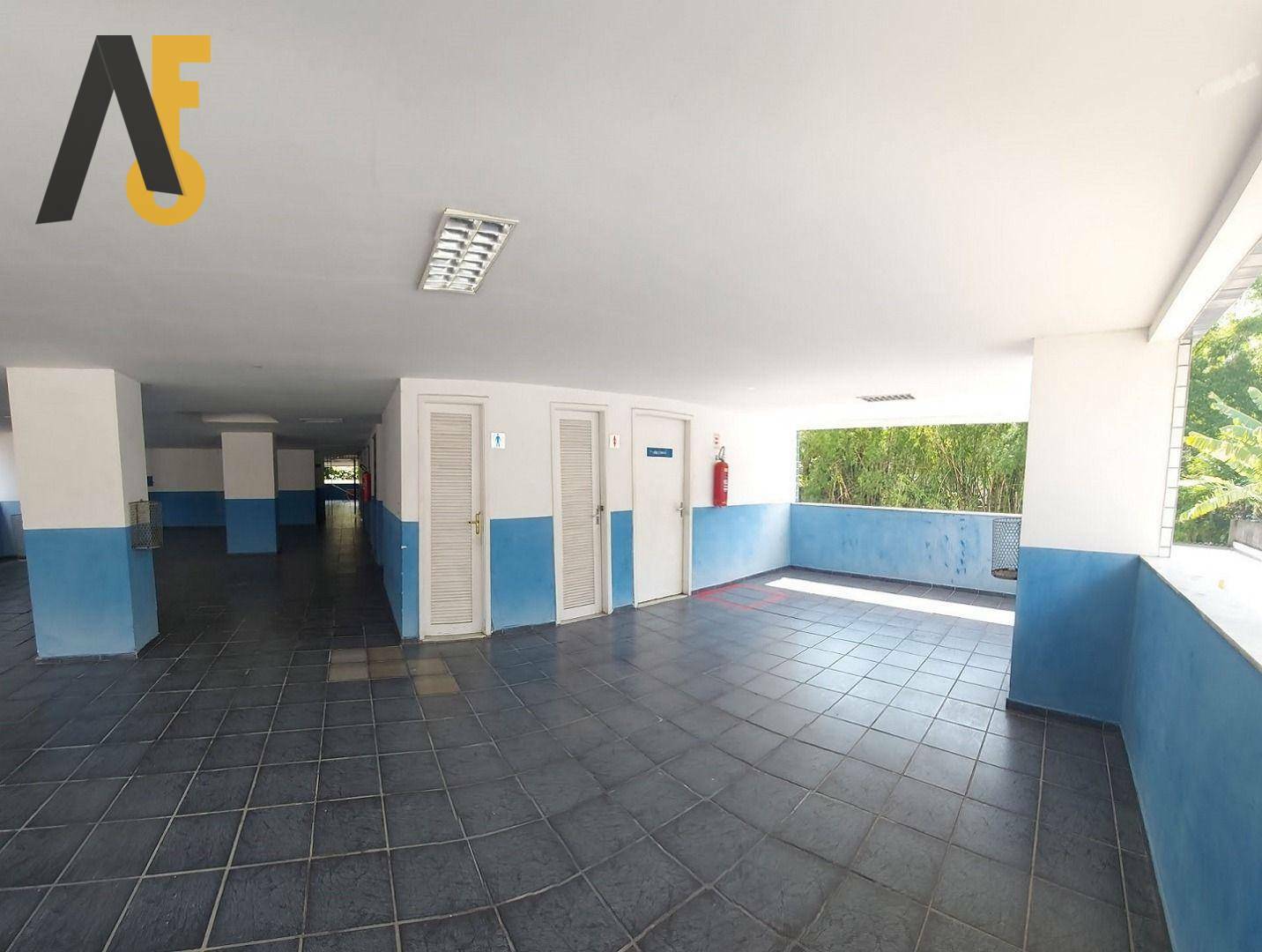 Apartamento à venda com 2 quartos, 60m² - Foto 13