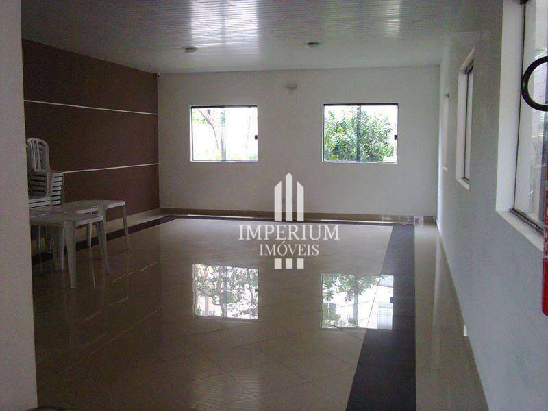 Apartamento à venda com 2 quartos, 44m² - Foto 23