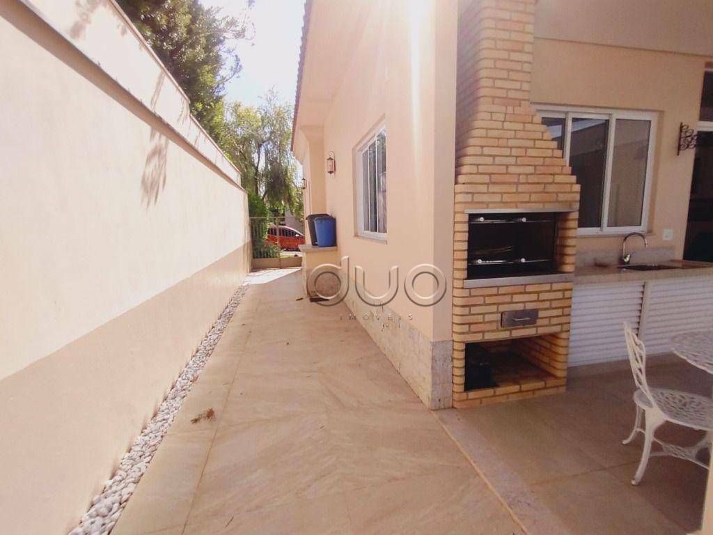 Casa de Condomínio para alugar com 2 quartos, 194m² - Foto 32
