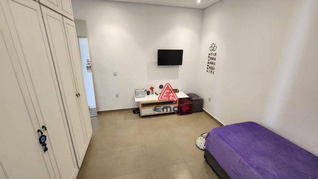 Casa à venda com 3 quartos, 160m² - Foto 2