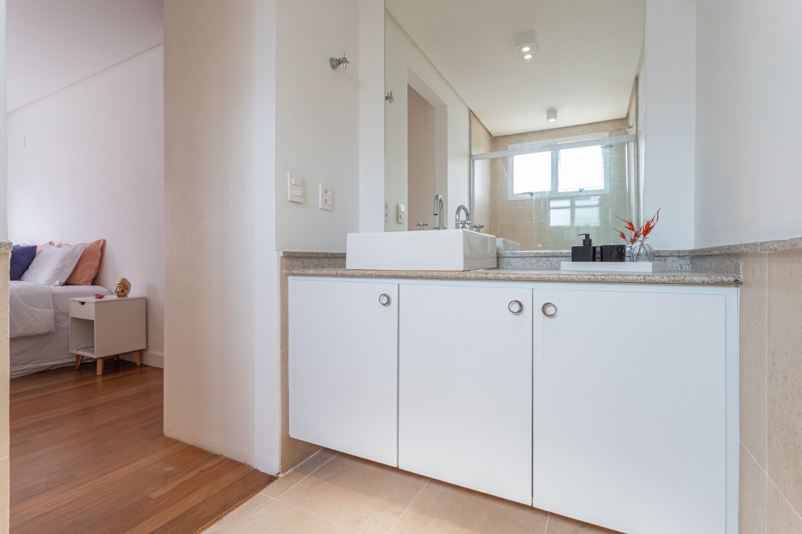 Apartamento à venda com 3 quartos, 131m² - Foto 11