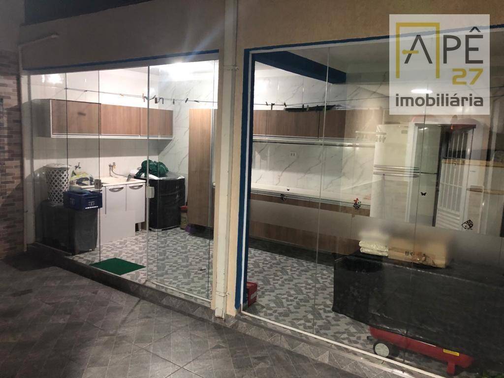 Sobrado à venda com 3 quartos, 300m² - Foto 5