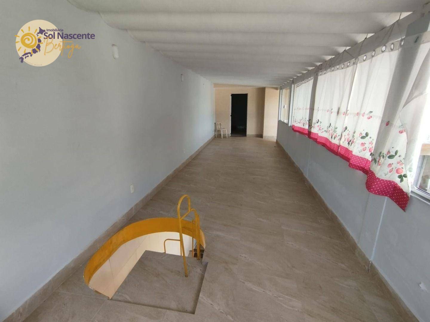 Casa à venda com 4 quartos, 180m² - Foto 18