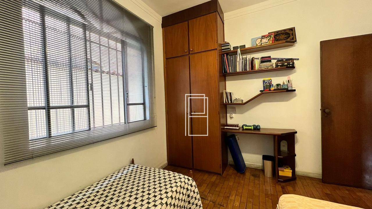 Casa à venda com 4 quartos, 360m² - Foto 19