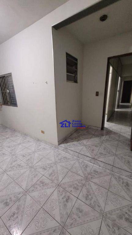 Sobrado à venda com 3 quartos, 250m² - Foto 9