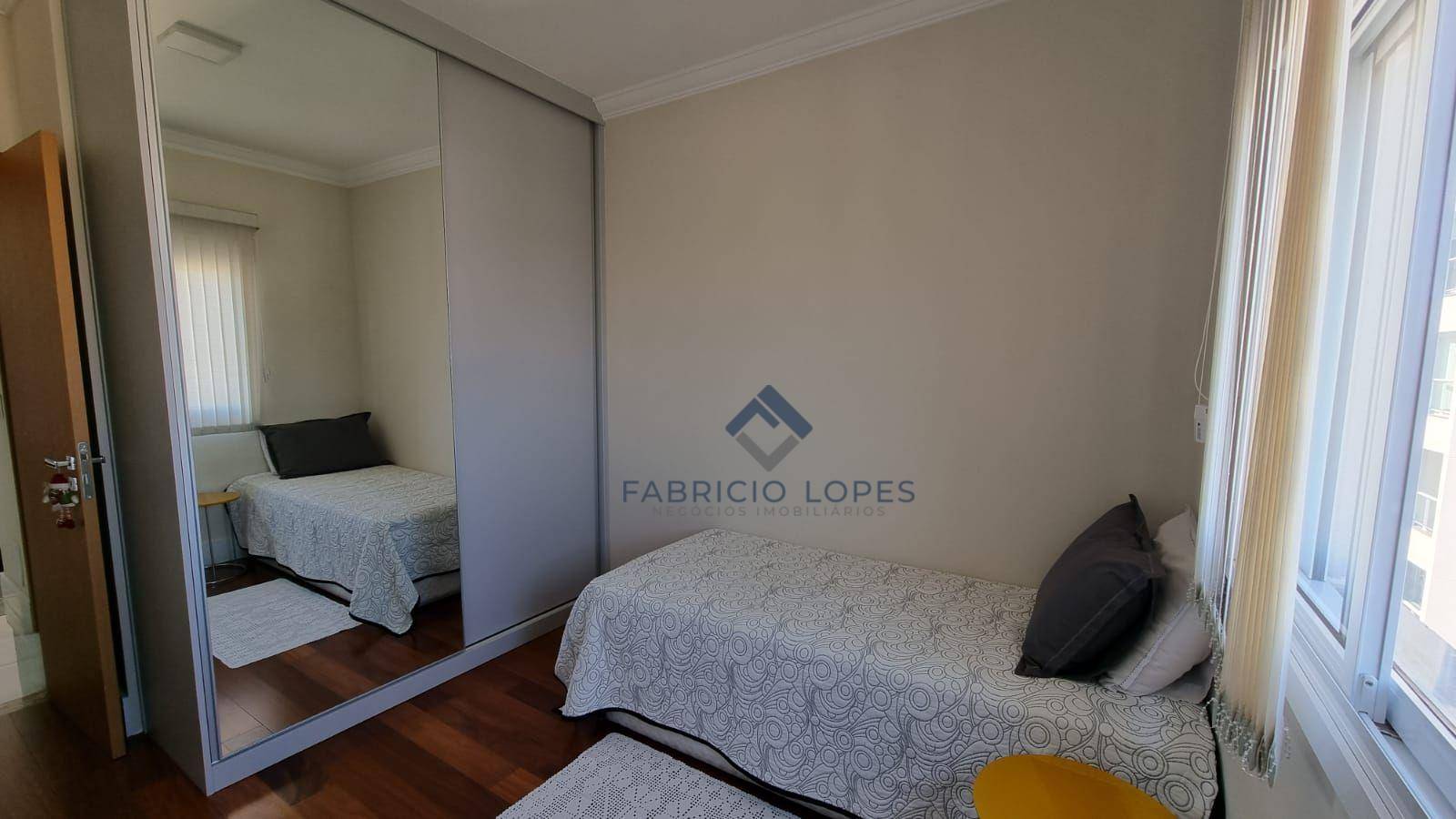 Apartamento à venda com 3 quartos, 154m² - Foto 19