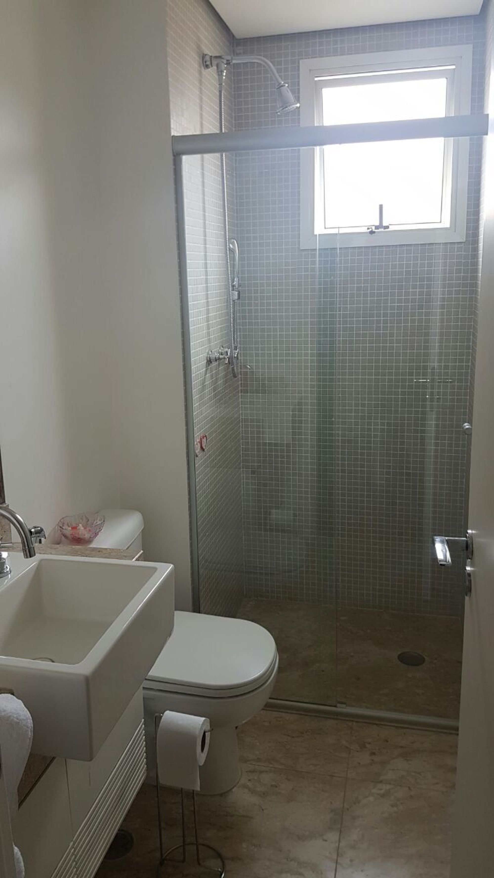 Apartamento à venda com 3 quartos, 215m² - Foto 3