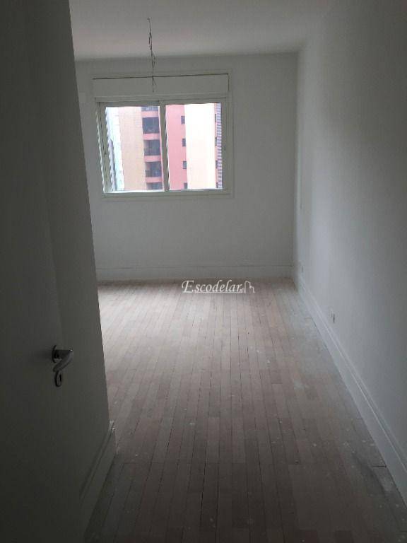 Apartamento à venda com 4 quartos, 270m² - Foto 12