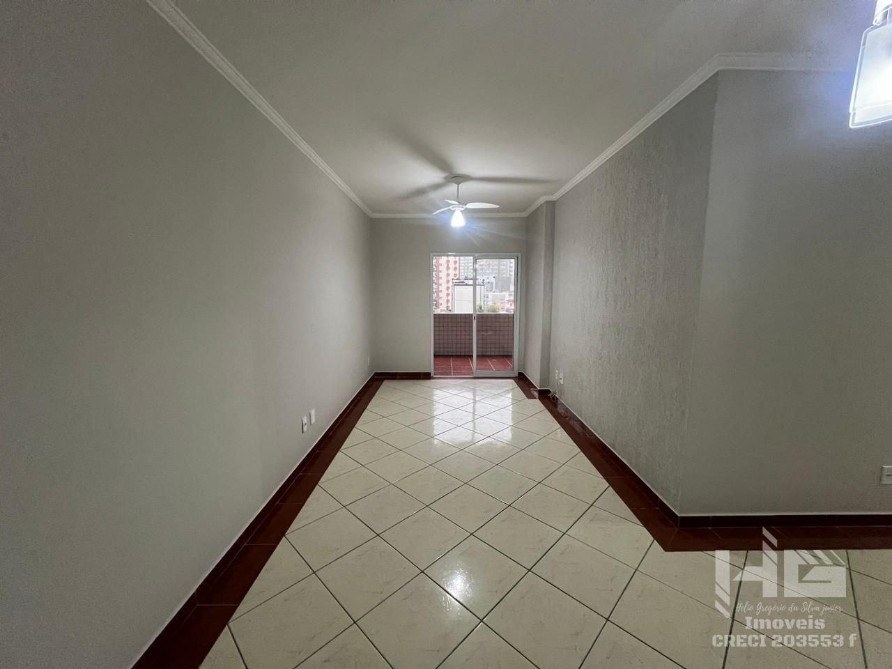 Apartamento à venda com 3 quartos, 96m² - Foto 1