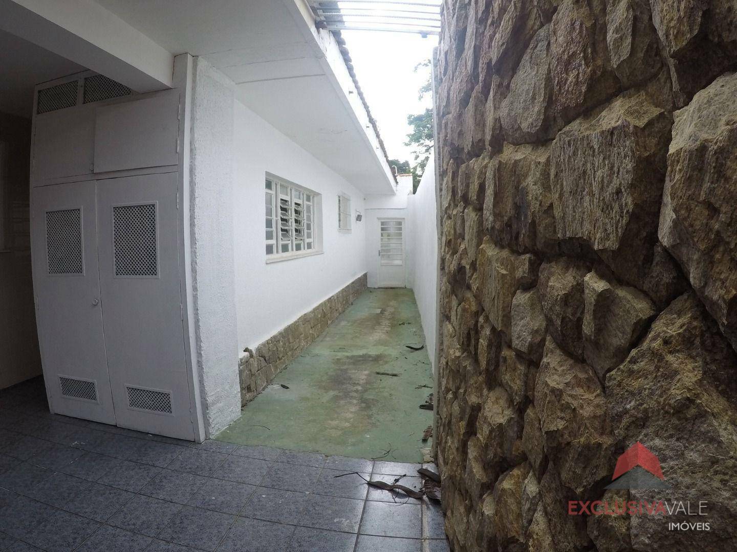 Casa à venda com 4 quartos, 380m² - Foto 44