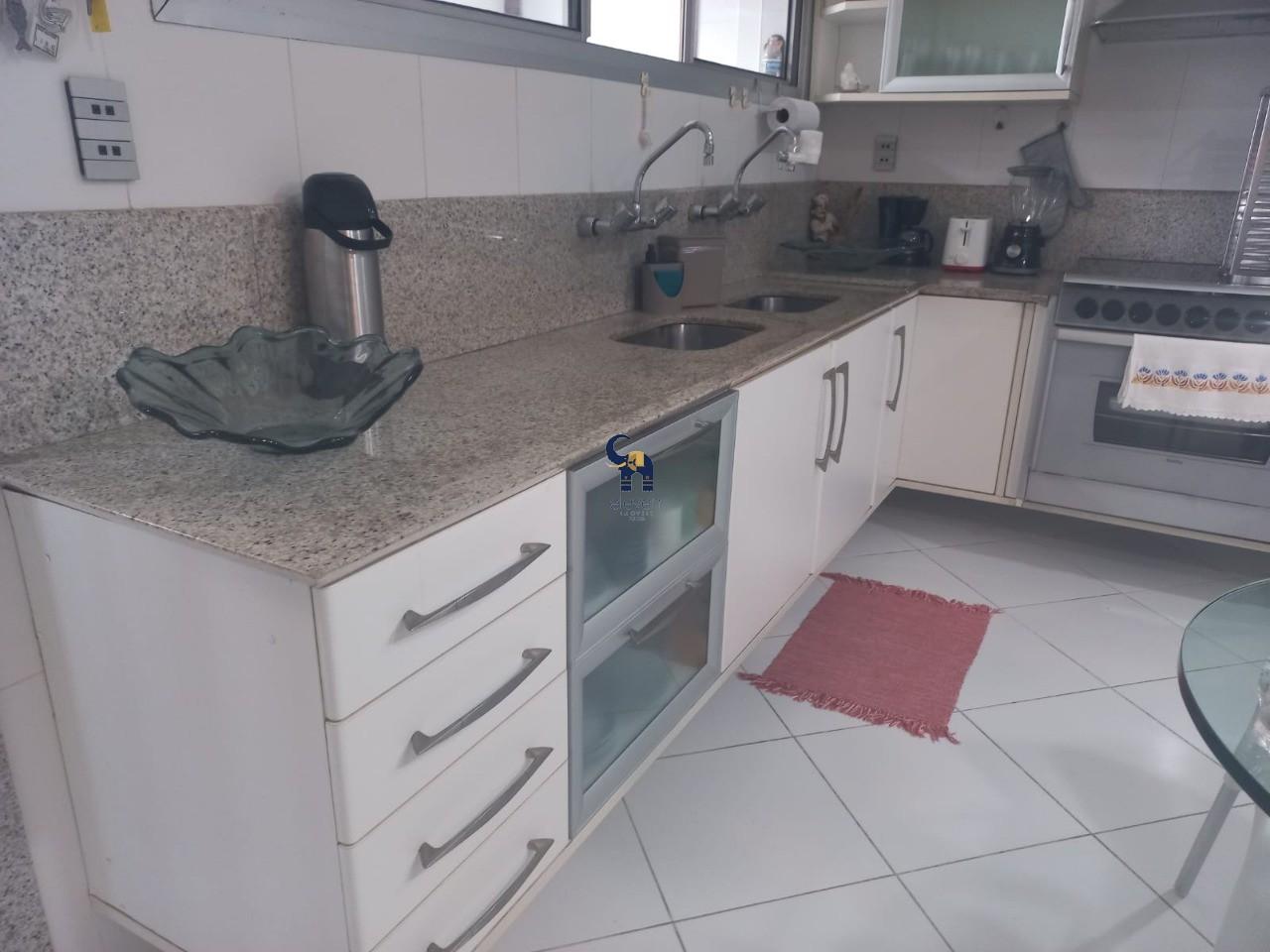 Apartamento à venda com 4 quartos, 260m² - Foto 18