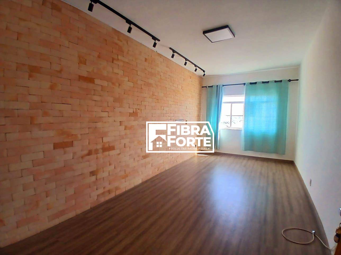 Apartamento à venda com 2 quartos, 70m² - Foto 3