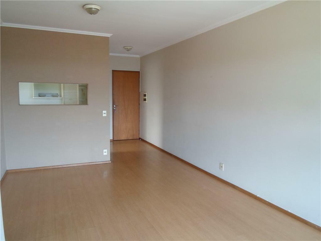 Apartamento para alugar com 3 quartos, 71m² - Foto 3