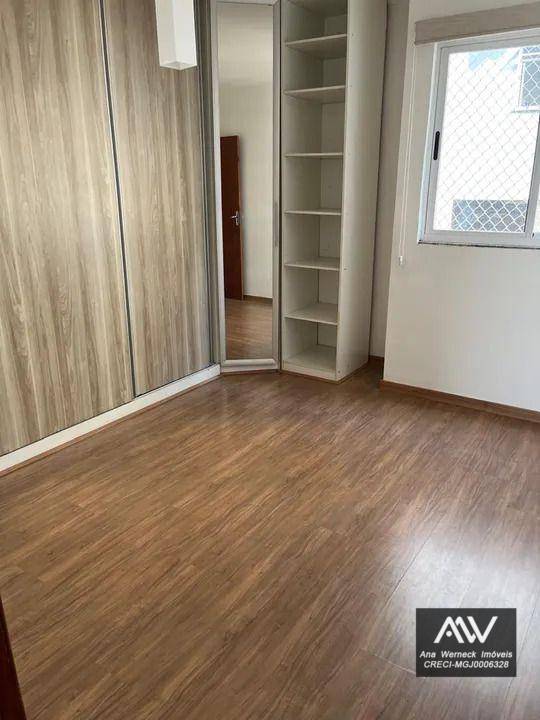 Apartamento à venda com 2 quartos, 70m² - Foto 3