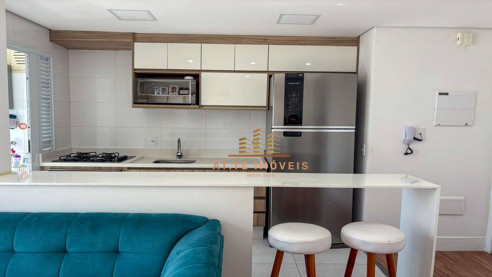 Apartamento à venda com 2 quartos, 49m² - Foto 4