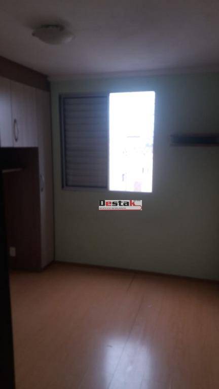 Apartamento à venda com 2 quartos, 48m² - Foto 9