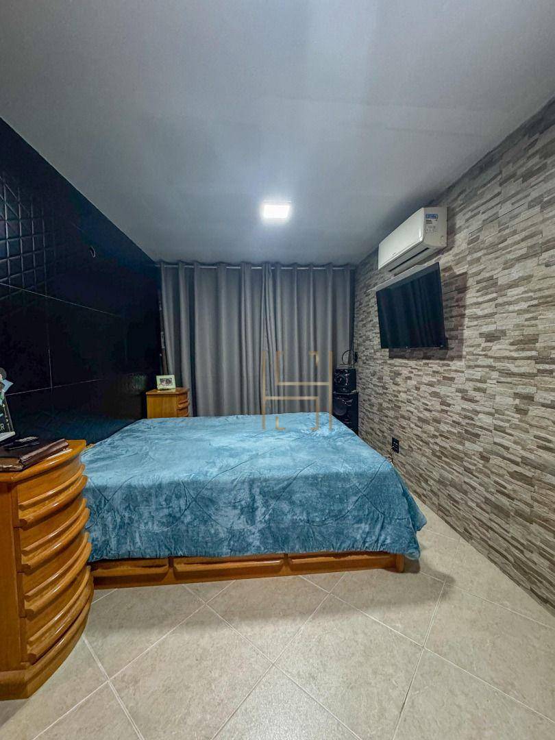 Casa, 4 quartos, 200 m² - Foto 2