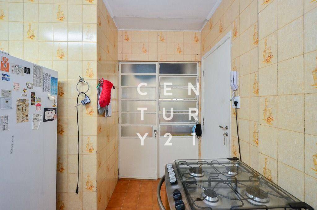 Apartamento à venda com 3 quartos, 130m² - Foto 17