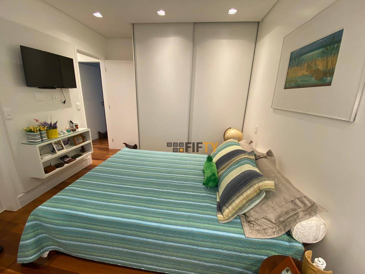 Apartamento à venda com 4 quartos, 191m² - Foto 23