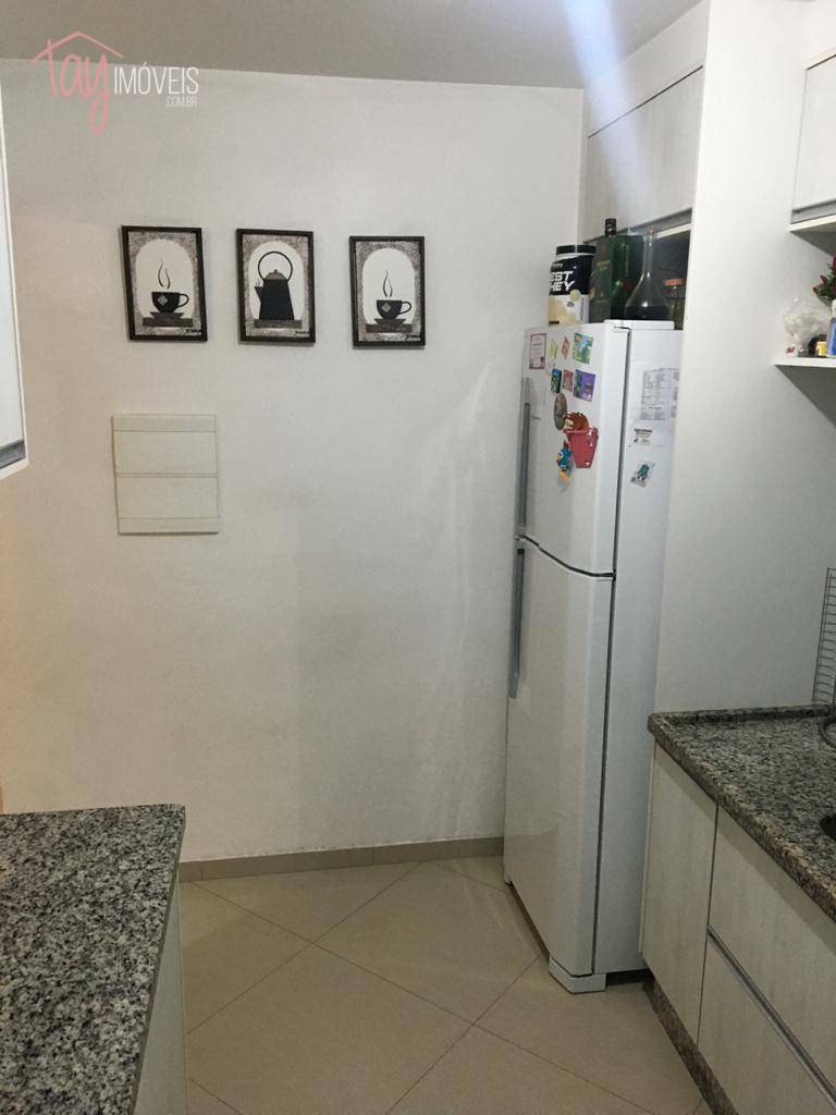 Apartamento à venda com 2 quartos, 72m² - Foto 14