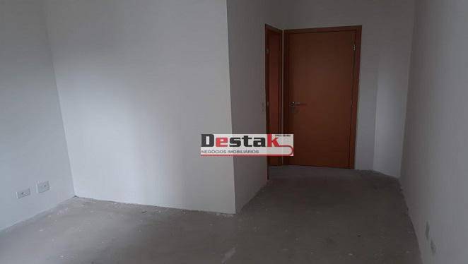 Apartamento à venda com 2 quartos, 66m² - Foto 5