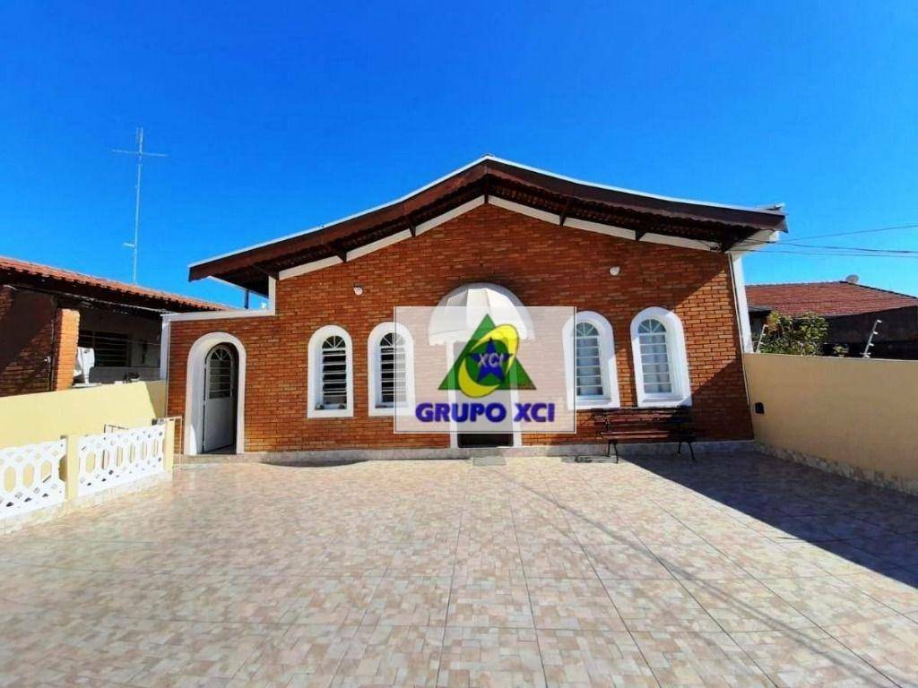 Casa, 3 quartos, 232 m² - Foto 3