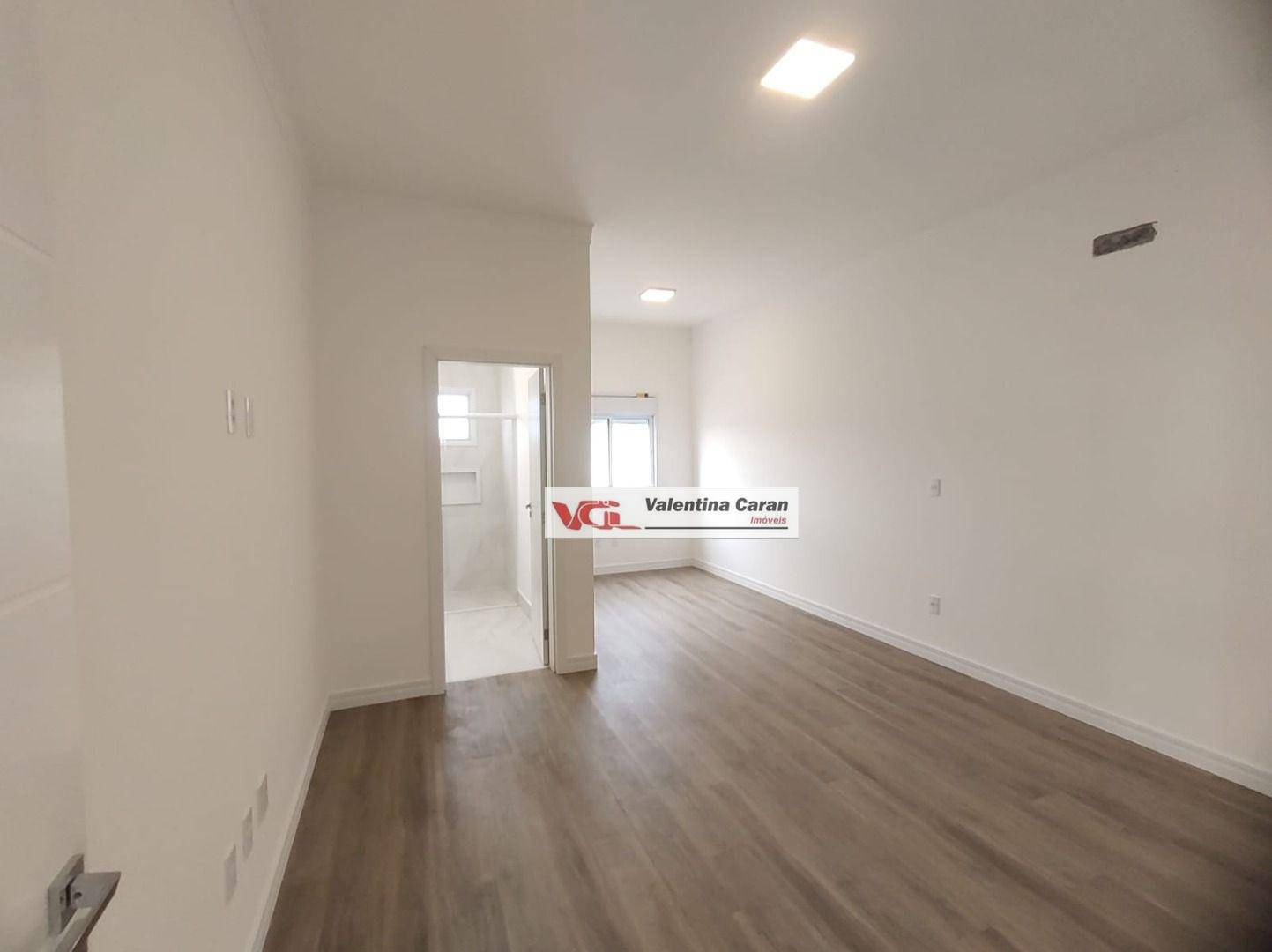 Sobrado à venda com 3 quartos, 284m² - Foto 14