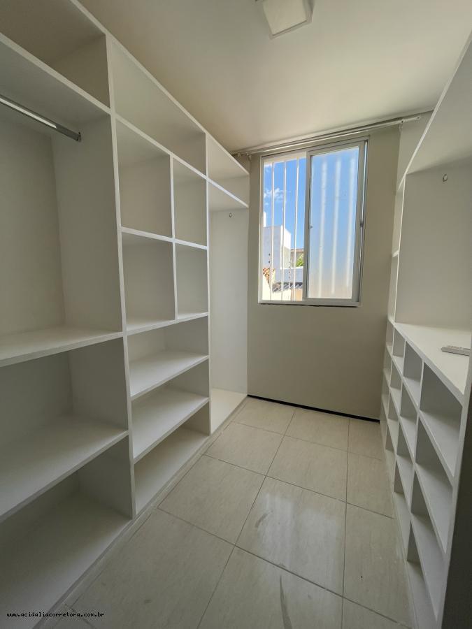 Casa para alugar com 4 quartos, 200m² - Foto 21