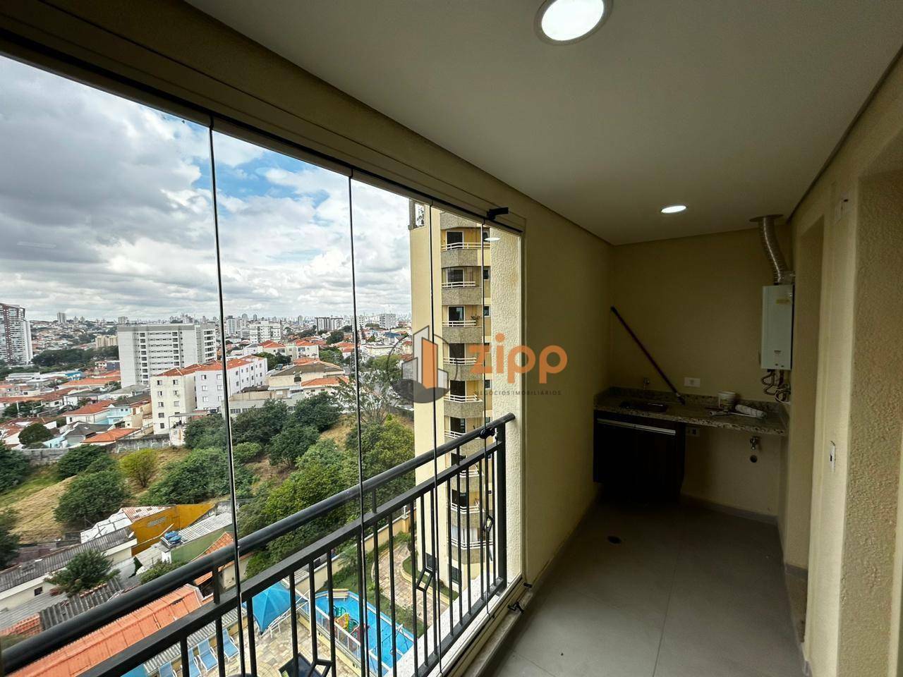 Apartamento à venda com 2 quartos, 66m² - Foto 3