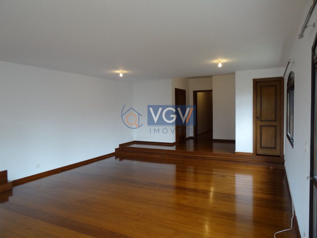 Apartamento para alugar com 3 quartos, 270m² - Foto 4