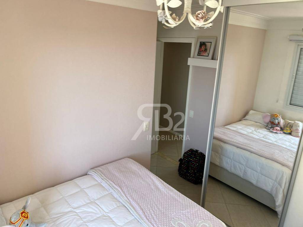 Apartamento à venda com 3 quartos, 134m² - Foto 11