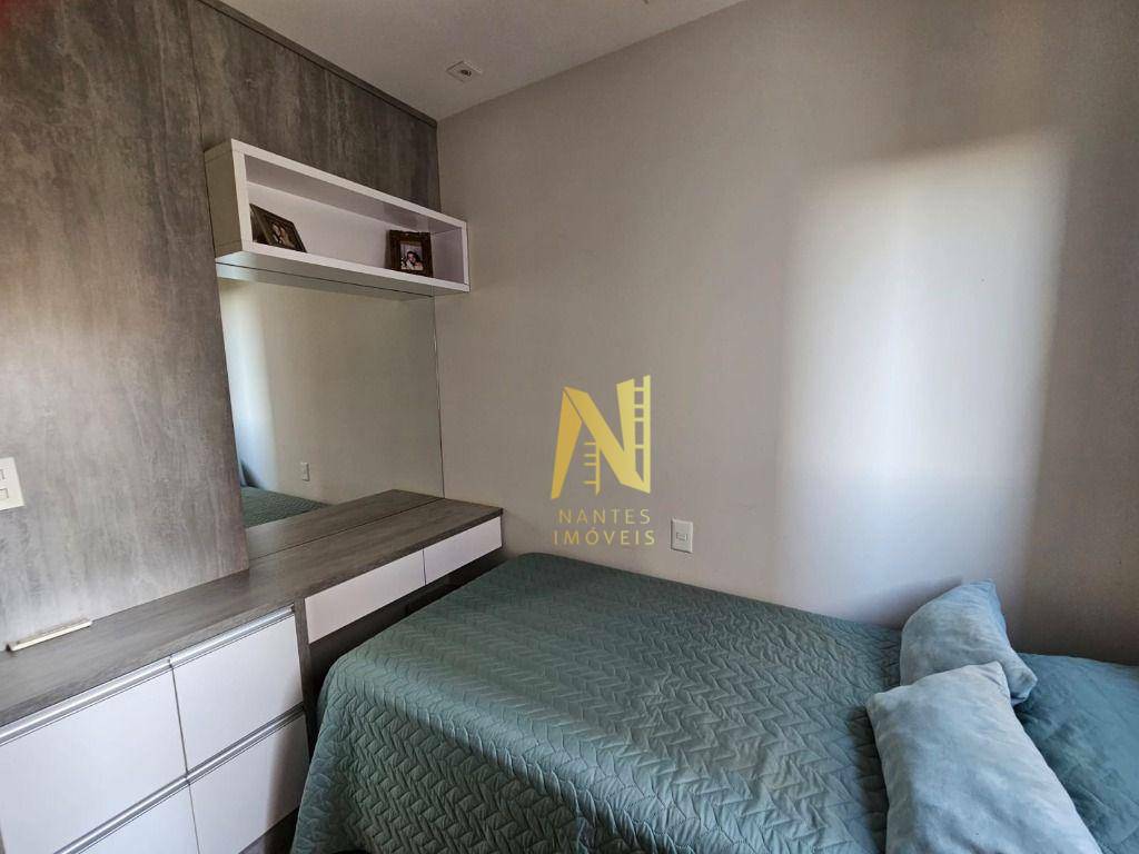 Apartamento à venda com 3 quartos, 80m² - Foto 13