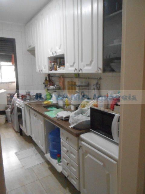 Apartamento à venda com 3 quartos, 76m² - Foto 15